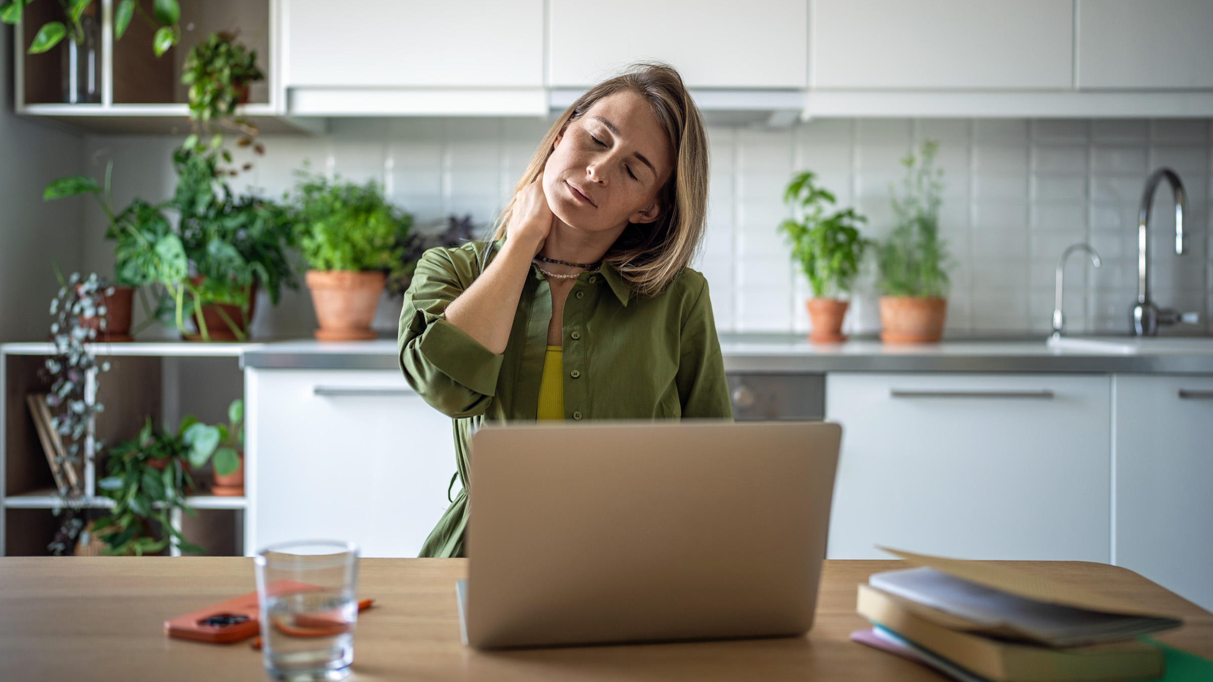 Long, uninterrupted sitting tied to higher cancer risk