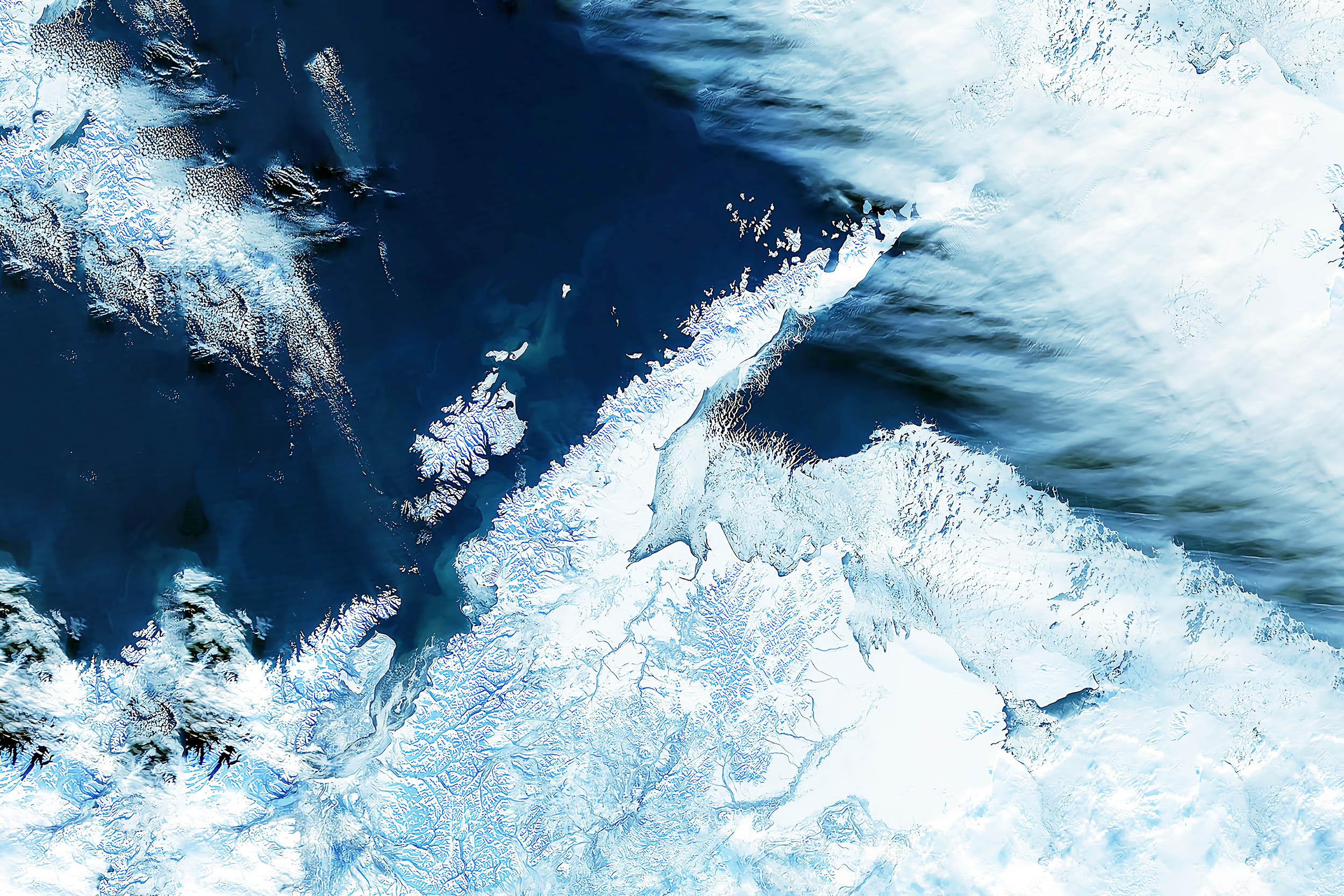 Scientists learn how 'atmospheric rivers' influence snowfall in Antarctica