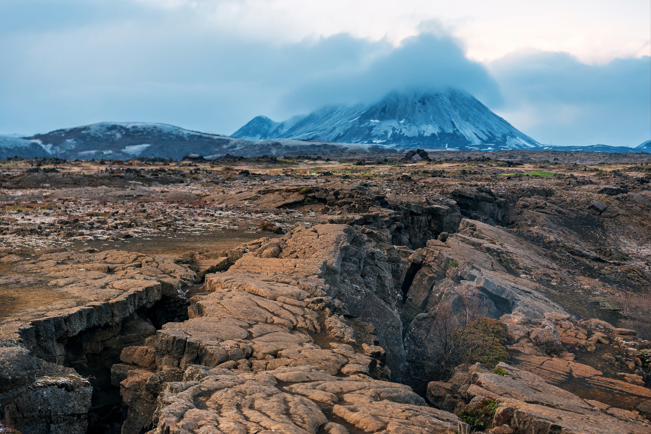 Earthquakes can change how mountains store and release carbon