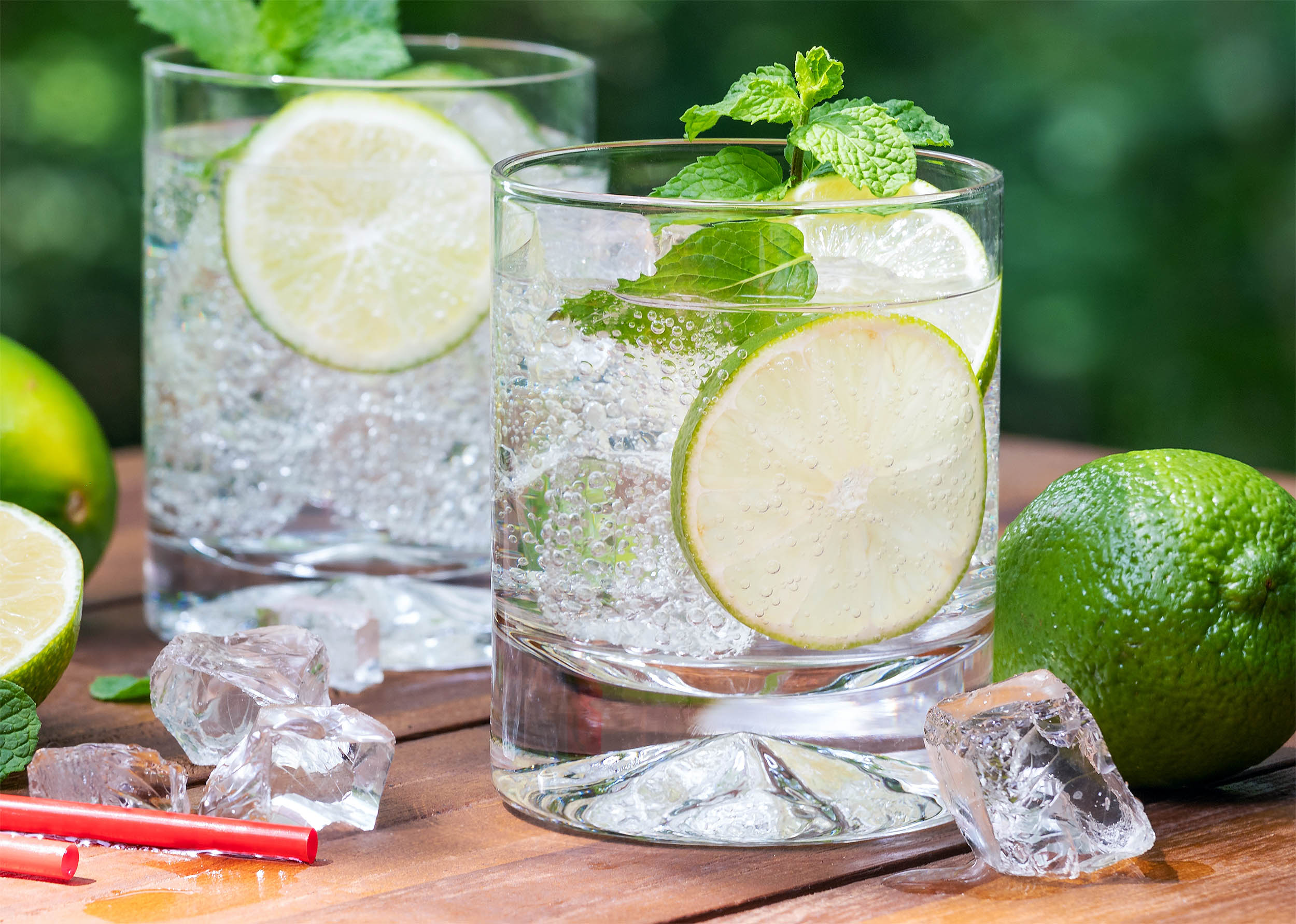 Scientists measured what plain sparkling water does to your teeth
