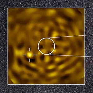 Using ESO’s Very Large Telescope (VLT), astronomers have obtained the clearest image ever of what likely is Betelgeuse B, a star orbiting Betelgeuse. Credit: ESO/M. Montargès et al. Background: N. Rissinger (skysurvey.org)